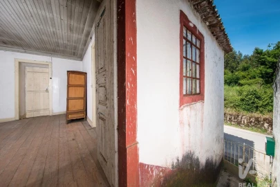 Moradia T2 para Venda em Lousã e Vilarinho