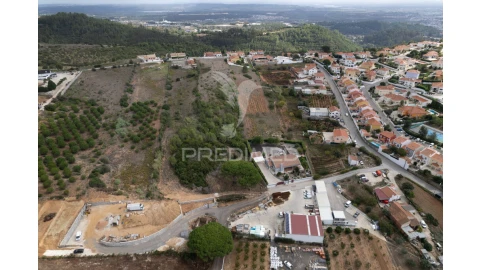 Terreno para Venda em Alenquer (Santo Estêvão e Triana)
