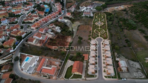 Terreno para Venda em Alenquer (Santo Estêvão e Triana)