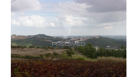 Terreno para Venda em Alenquer (Santo Estêvão e Triana)