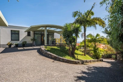 Moradia T3 para Venda em Caniço