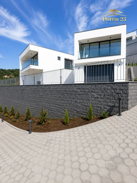 Moradia T3 para Venda em Santa Cruz