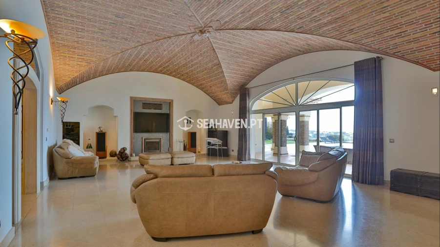 Moradia T5 para Venda em Albufeira e Olhos de Água Foto 8