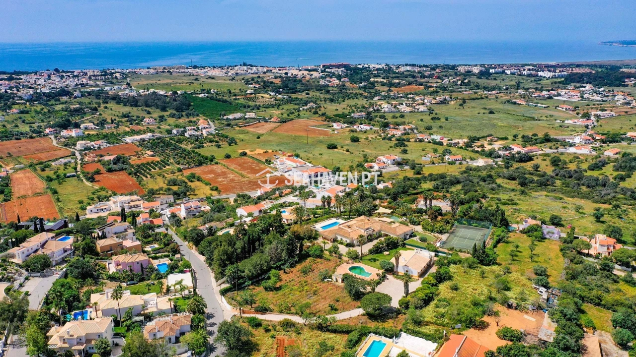 Moradia T5 para Venda em Albufeira e Olhos de Água Foto 6