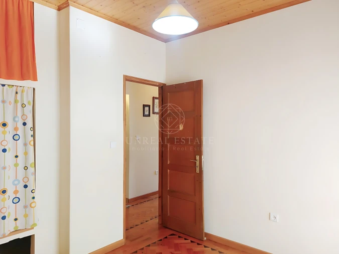 Moradia T4 para Venda em Assentiz Foto 38