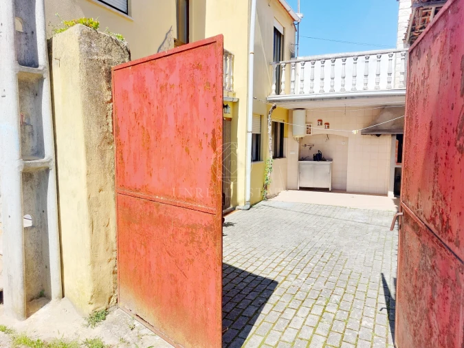 Moradia T4 para Venda em Assentiz Foto 11