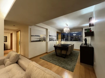 Apartamento T4 para Venda em Braga (São José de São Lázaro e São João do Souto)