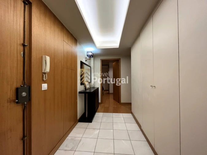 Apartamento T4 para Venda em Braga (São José de São Lázaro e São João do Souto) Foto 2