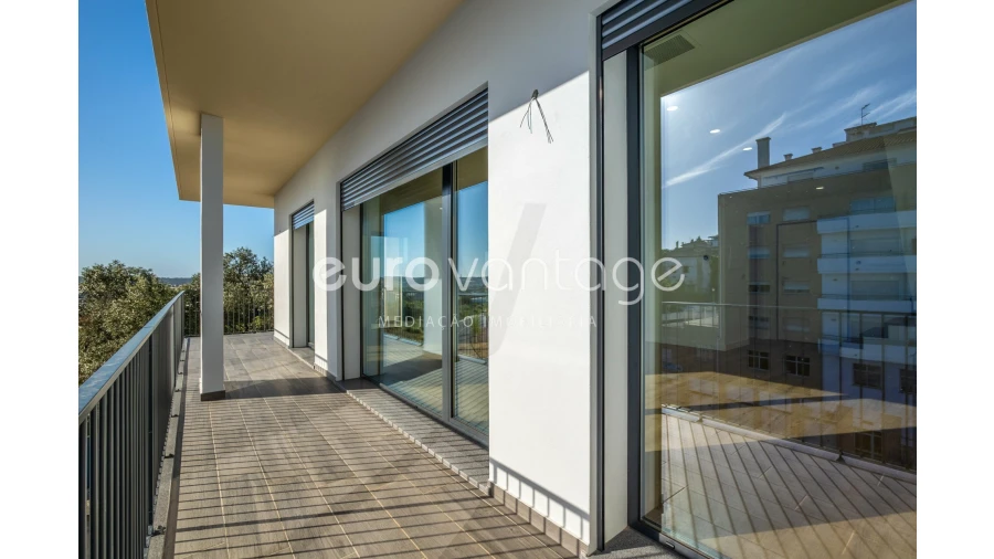 Apartamento T3 para Venda em Leiria, Pousos, Barreira e Cortes Foto 11