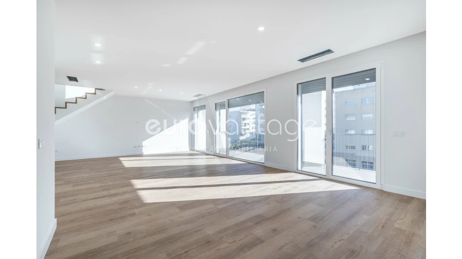 Apartamento T3 para Venda em Leiria, Pousos, Barreira e Cortes Foto 5