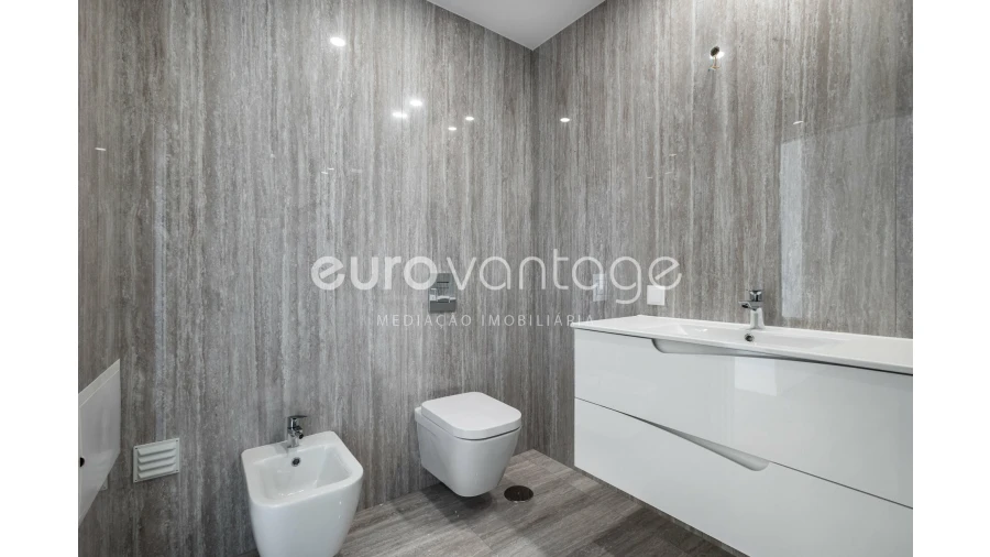 Apartamento T3 para Venda em Leiria, Pousos, Barreira e Cortes Foto 18