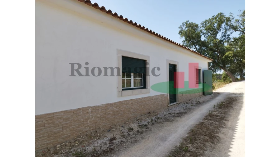 Quinta T2 para Venda em Rio Maior Foto 5