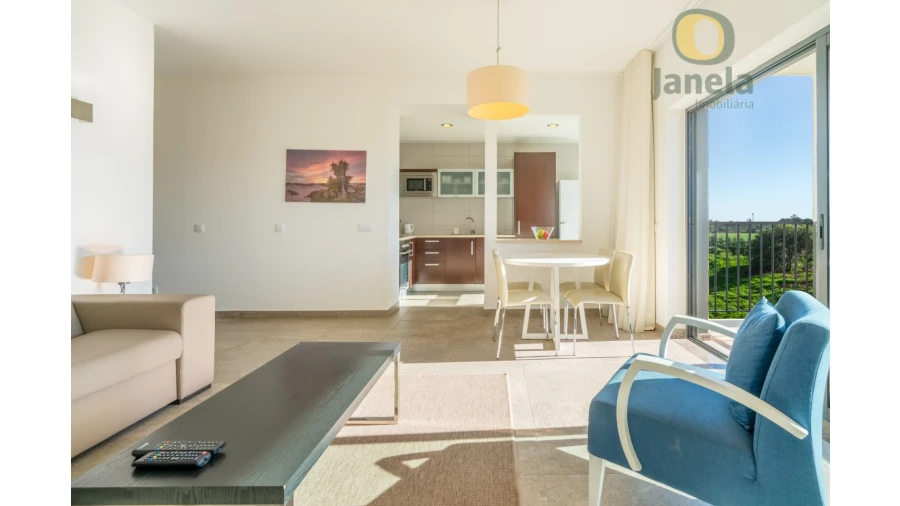 Apartamento T1 para Venda em Mexilhoeira Grande Foto 5