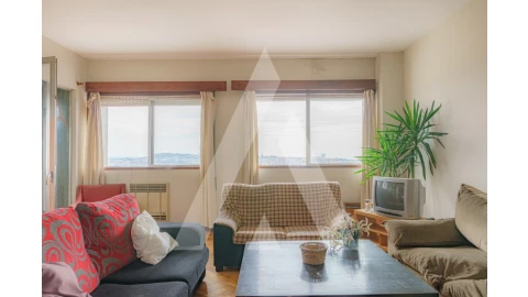 Apartamento T5 para Venda em Cedofeita, Santo Ildefonso, Sé, Miragaia, São Nicolau e Vitória