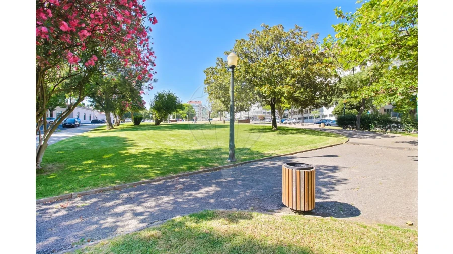 Apartamento T2 para Venda em Campo de Ourique Foto 20