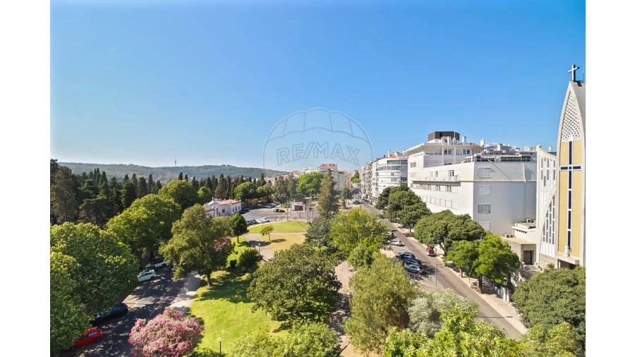Apartamento T2 para Venda em Campo de Ourique Foto 8