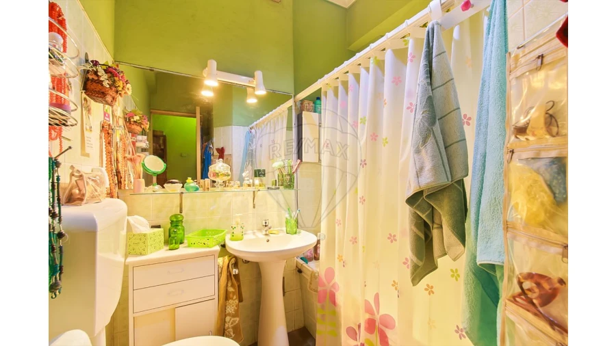 Apartamento T2 para Venda em Campo de Ourique Foto 18