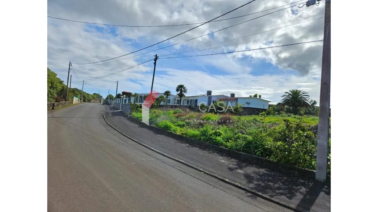 Terreno para Venda em Fonte do Bastardo Foto 6