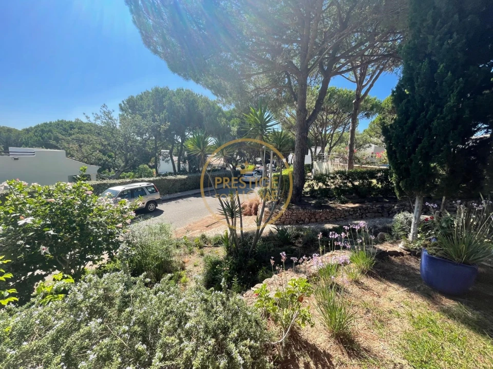 Moradia T3 para Venda em Albufeira e Olhos de Água Foto 36