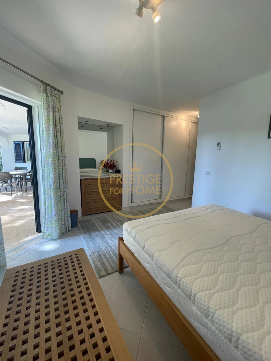 Moradia T3 para Venda em Albufeira e Olhos de Água Foto 23