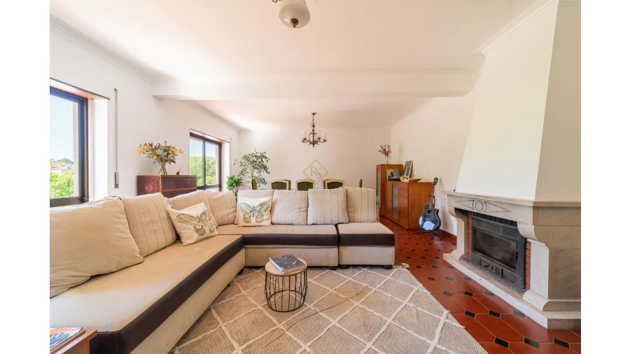 Moradia T6 para Venda em Agualva e Mira-Sintra Foto 5