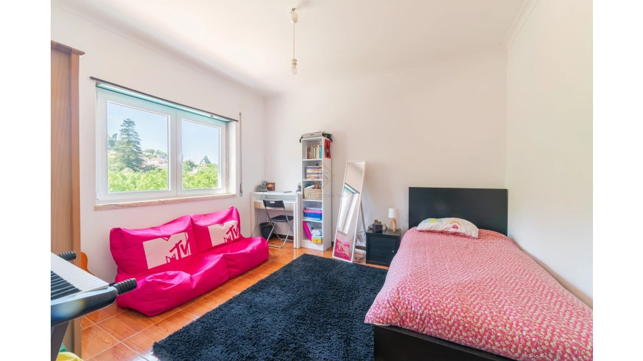 Moradia T6 para Venda em Agualva e Mira-Sintra Foto 15