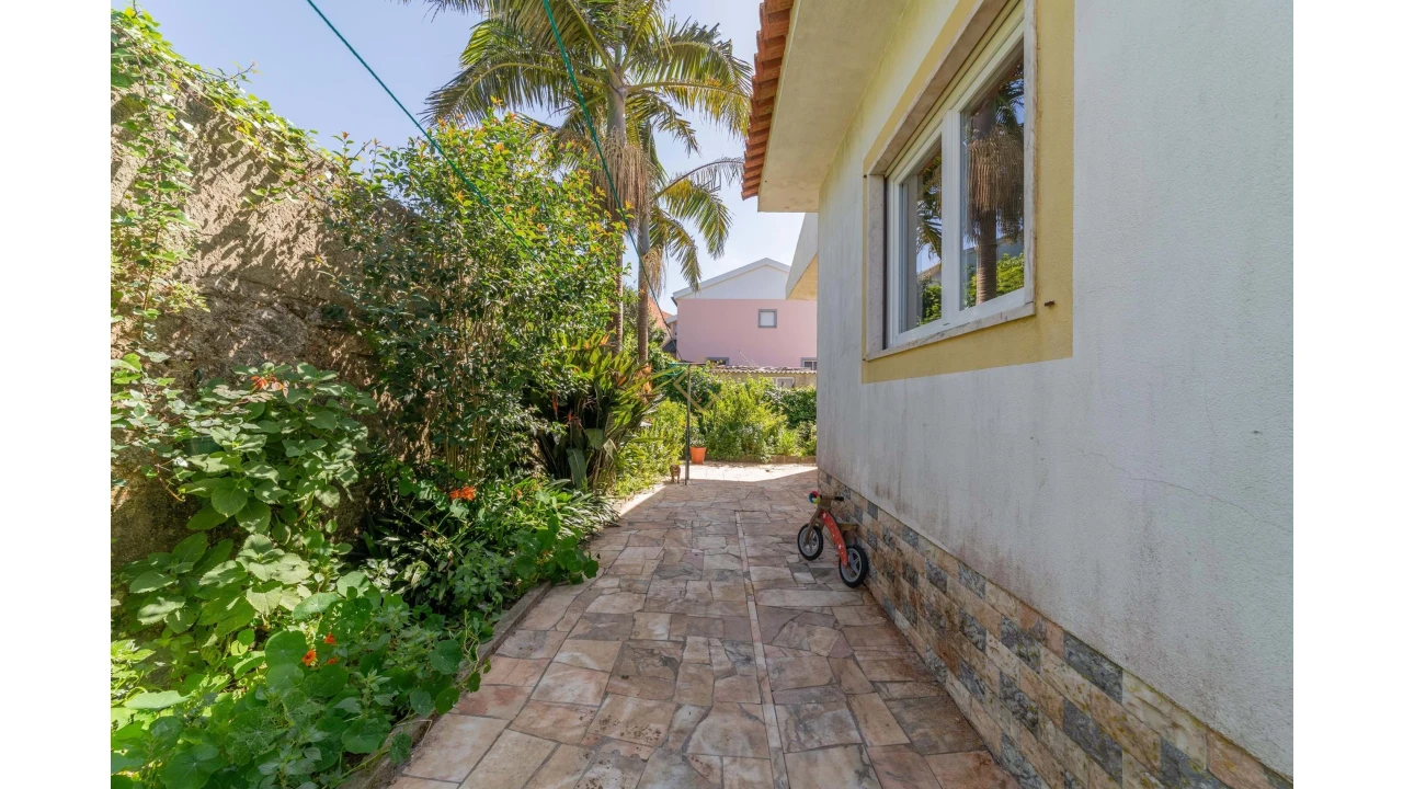 Moradia T6 para Venda em Agualva e Mira-Sintra Foto 26