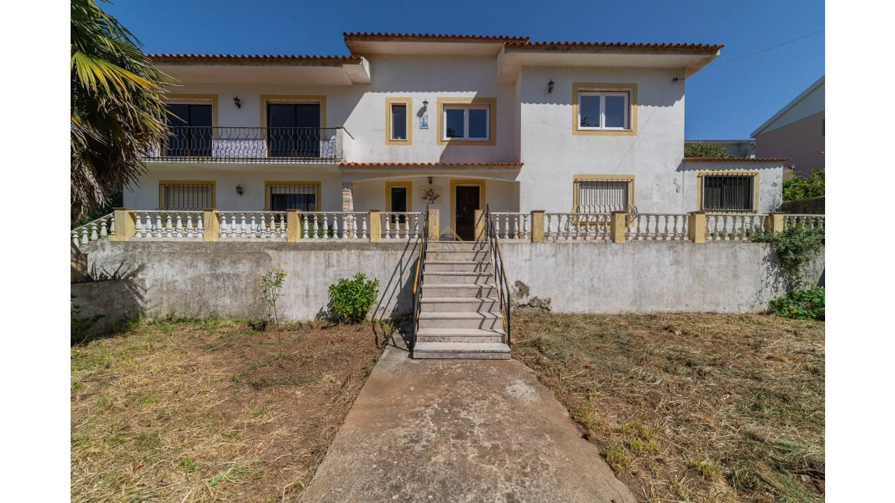 Moradia T6 para Venda em Agualva e Mira-Sintra Foto 29