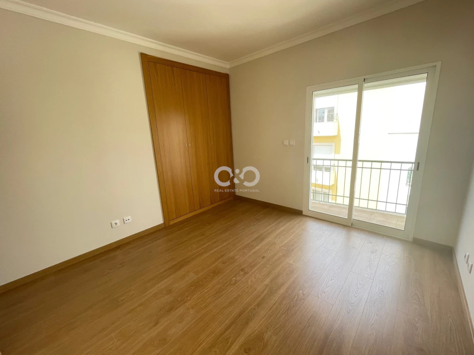 Apartamento T2 para Venda em Lagos (São Sebastião e Santa Maria) Foto 4