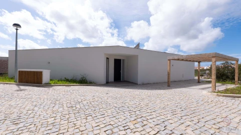 Moradia T2 para Venda em Caldas da Rainha - Santo Onofre e Serra do Bouro