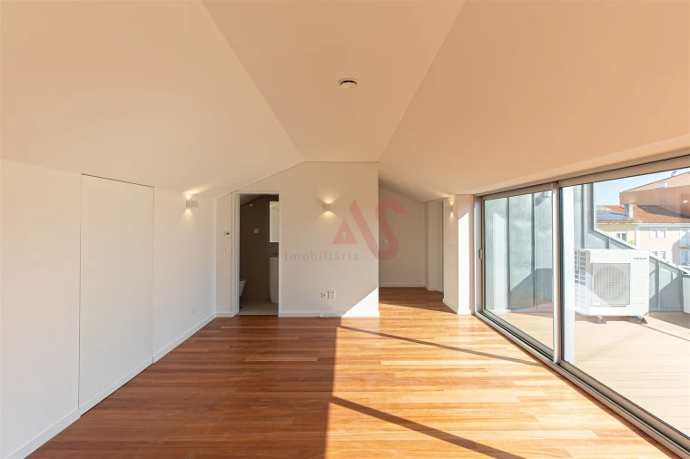 Moradia T4 para Venda em Glória e Vera Cruz Foto 8