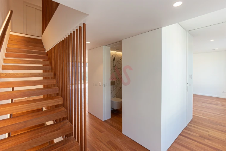 Moradia T4 para Venda em Glória e Vera Cruz Foto 26