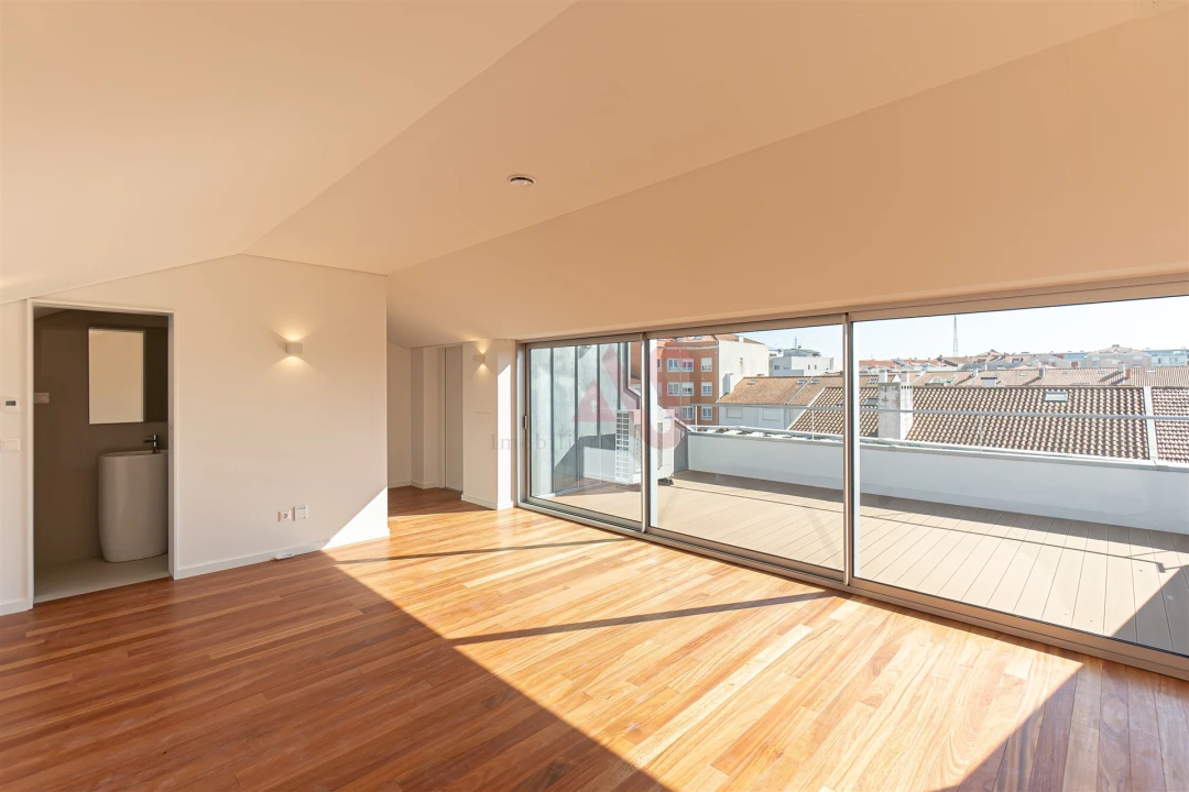 Moradia T4 para Venda em Glória e Vera Cruz Foto 9