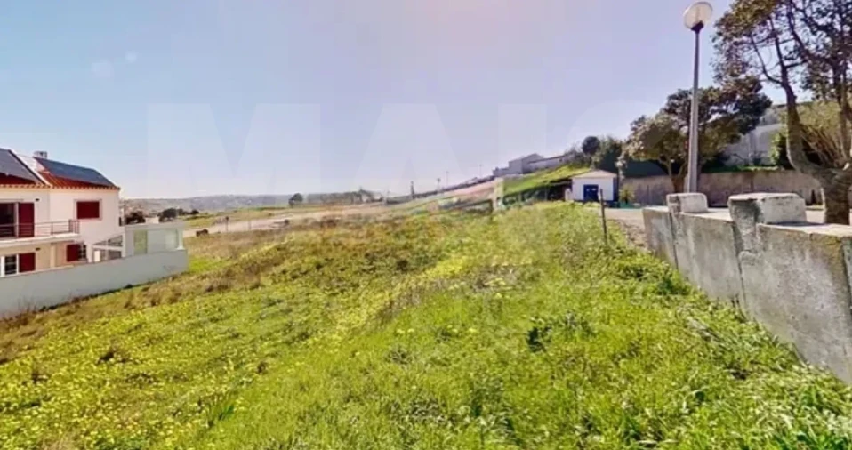 Terreno para Venda em Lourinhã e Atalaia Foto 8