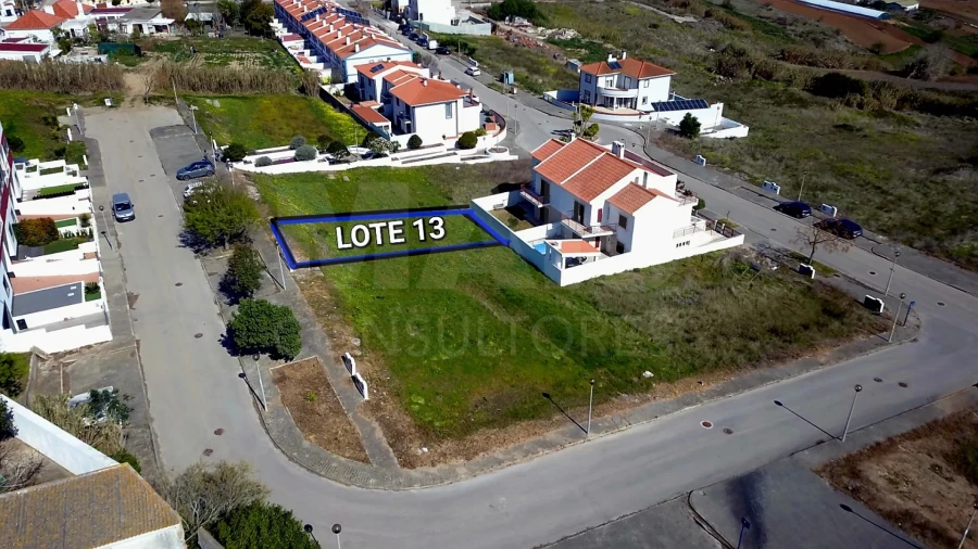 Terreno para Venda em Lourinhã e Atalaia Foto 4