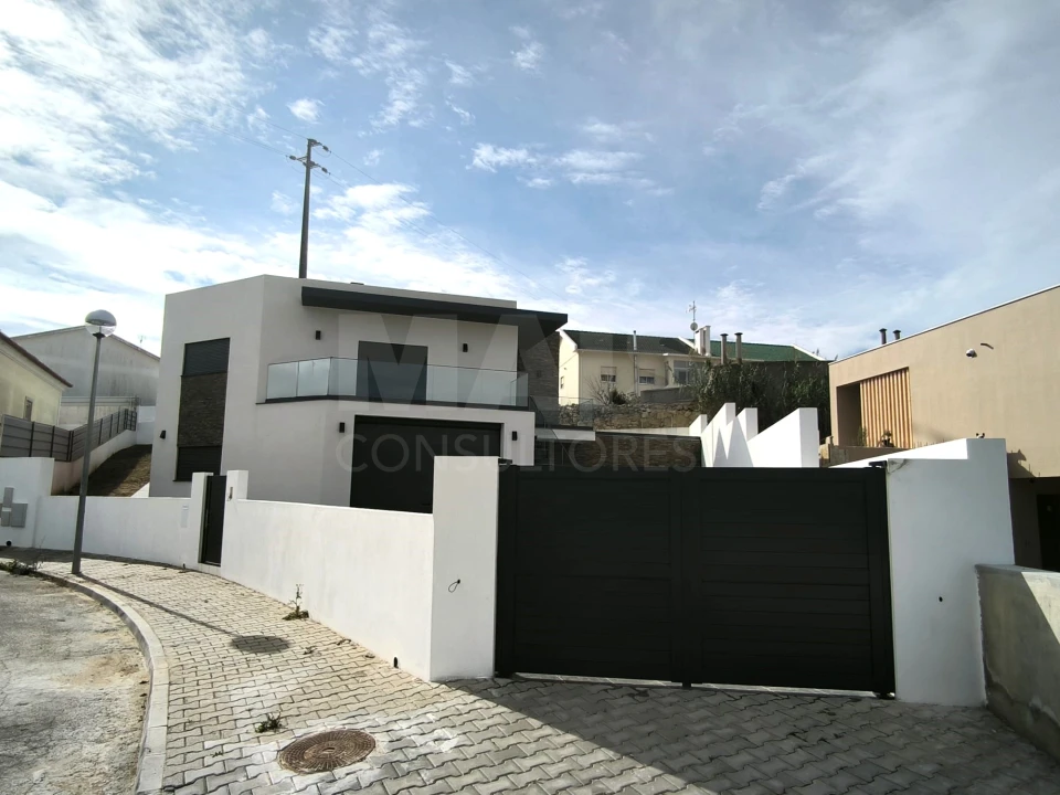 Moradia T3 para Venda em Mafra Foto 2