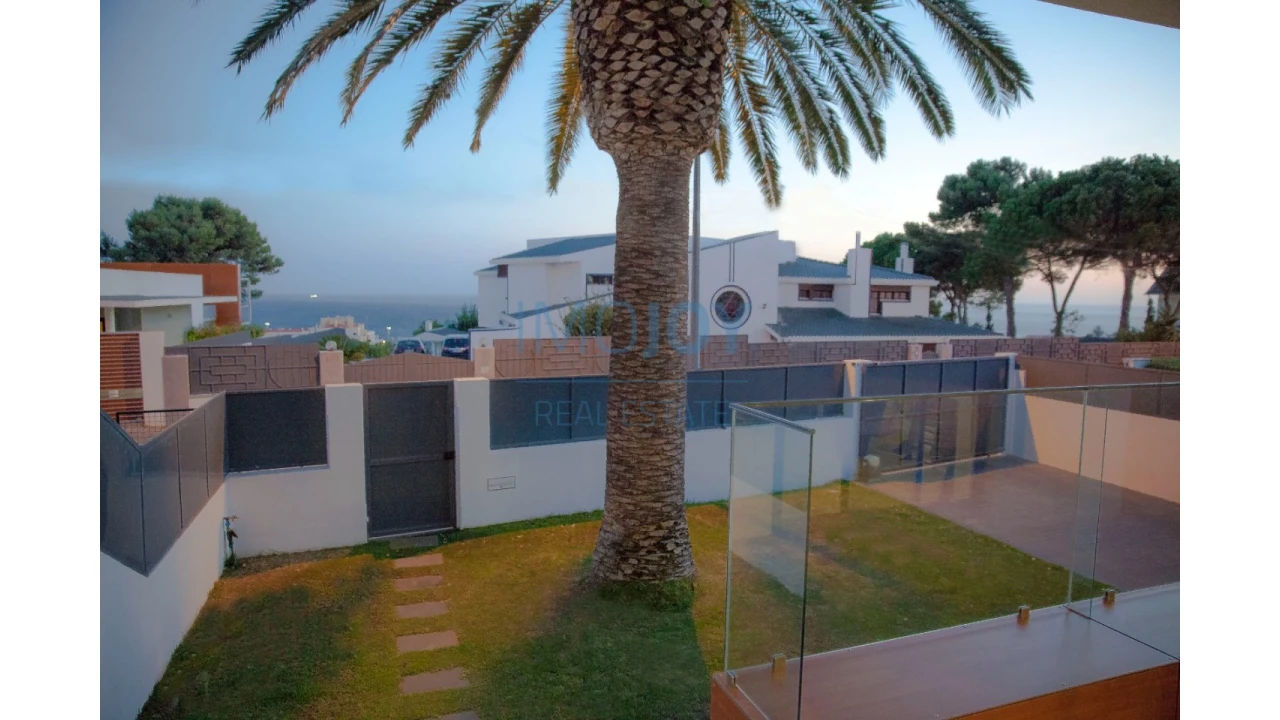 Moradia T7 para Venda em Carcavelos e Parede Foto 10