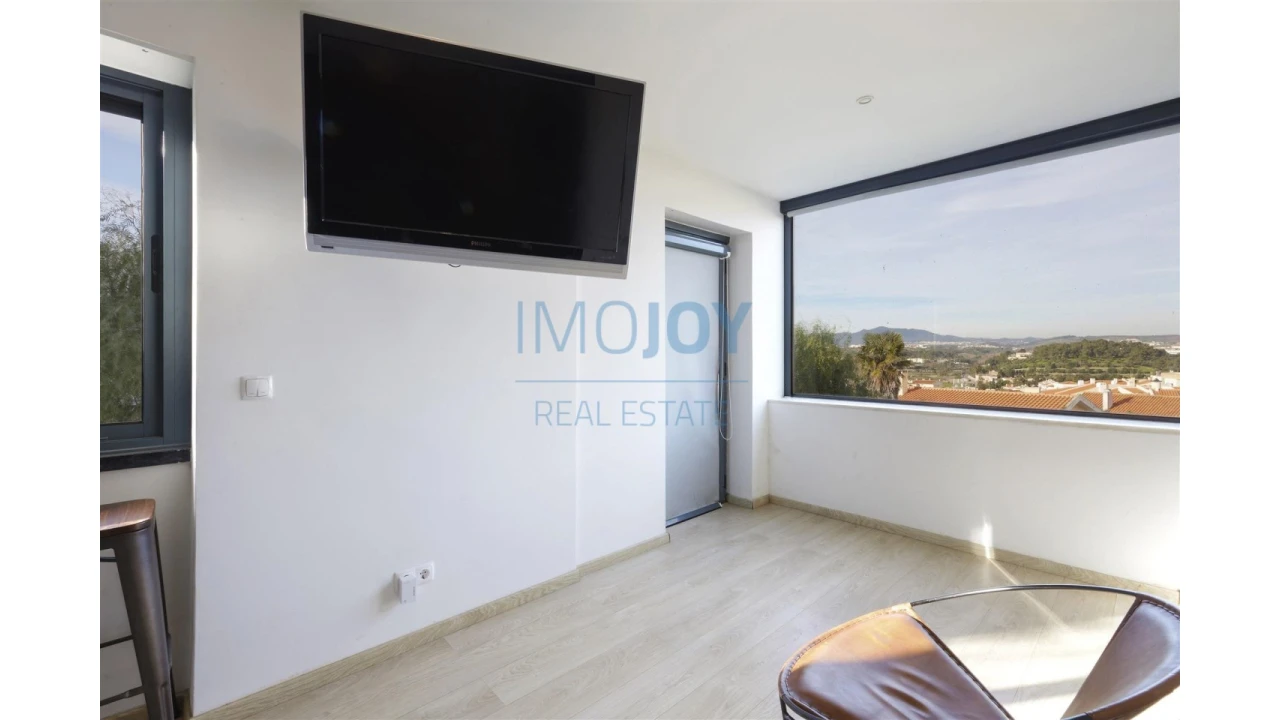 Moradia T7 para Venda em Carcavelos e Parede Foto 16