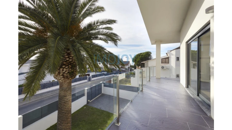 Moradia T7 para Venda em Carcavelos e Parede Foto 22