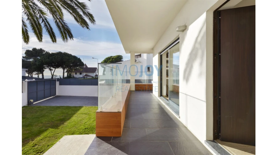 Moradia T7 para Venda em Carcavelos e Parede Foto 32