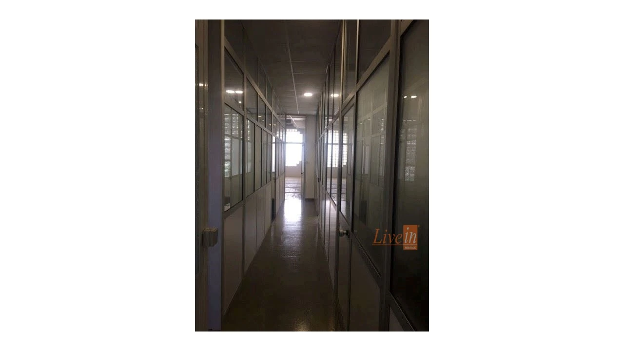 Escritório para Arrendamento em Mafra Foto 5