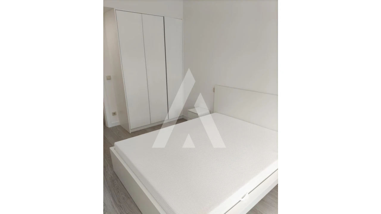 Apartamento T3 para Venda em Cedofeita, Santo Ildefonso, Sé, Miragaia, São Nicolau e Vitória Foto 13