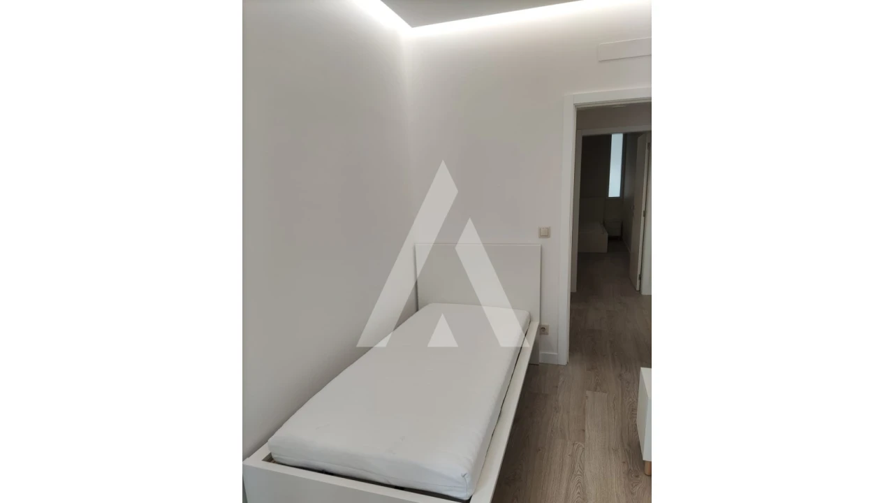 Apartamento T3 para Venda em Cedofeita, Santo Ildefonso, Sé, Miragaia, São Nicolau e Vitória Foto 20