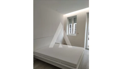 Apartamento T3 para Venda em Cedofeita, Santo Ildefonso, Sé, Miragaia, São Nicolau e Vitória