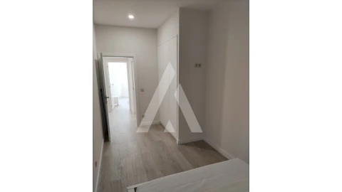 Apartamento T3 para Venda em Cedofeita, Santo Ildefonso, Sé, Miragaia, São Nicolau e Vitória
