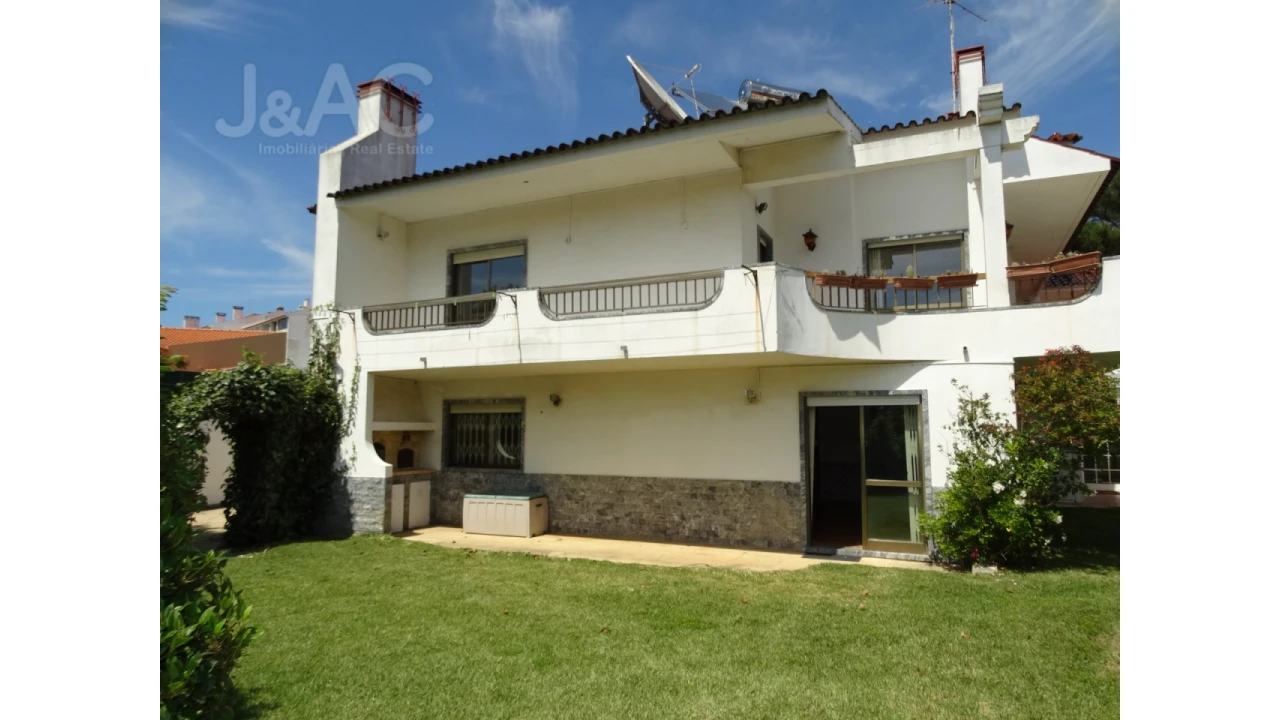 Moradia T6 para Venda em Cascais e Estoril Foto 2