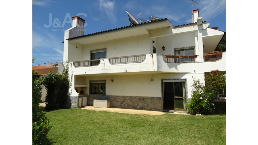 Moradia T6 para Venda em Cascais e Estoril Foto 2