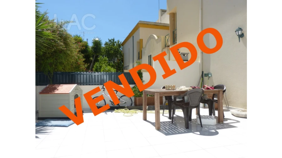 Moradia T3 para Venda em Cascais e Estoril Foto 1