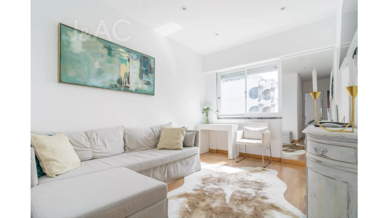 Apartamento T2 para Venda em Cascais e Estoril Foto 2