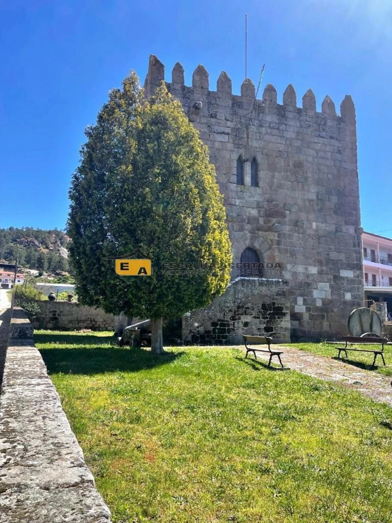 Moradia T3 para Venda em Santo Estêvão Foto 2